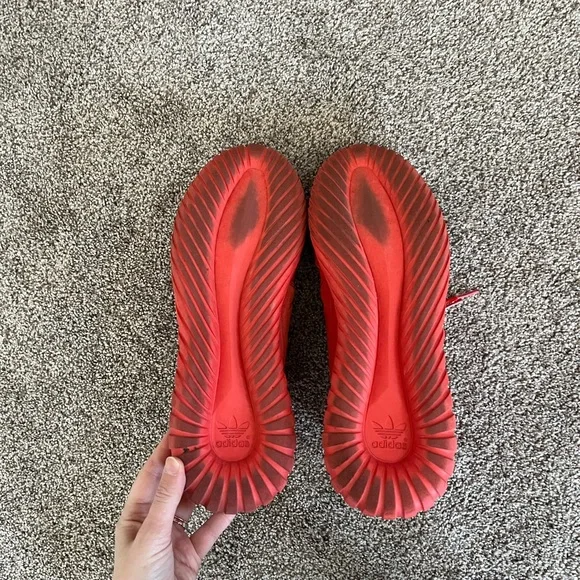 Adidas Red Athletic Shoes with Streamlined Silhouette and Flexible Design - Picture 5 of 6